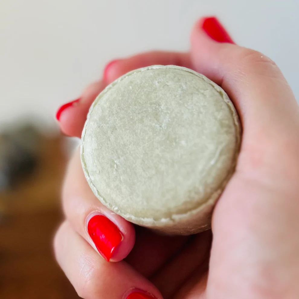 Solid Shampoo Bar • Sensitive Scalp (80g)