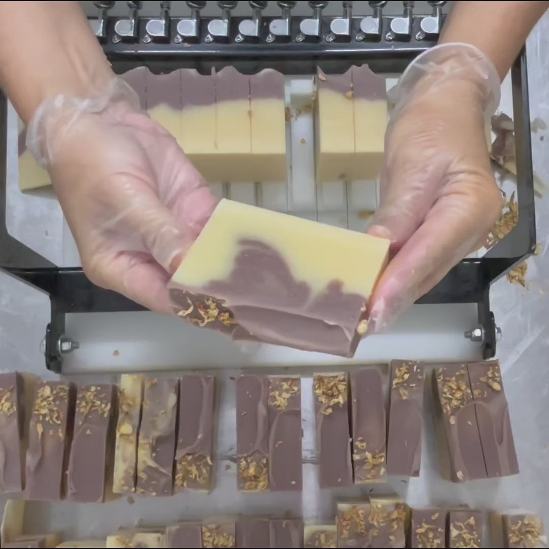 Load video: Lemon Lavender - Olive Oil Soap 130g